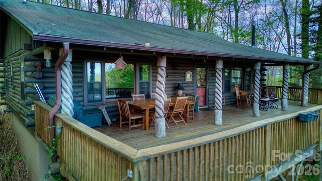 551 Carvers Knob Road, Spruce Pine, NC 28777