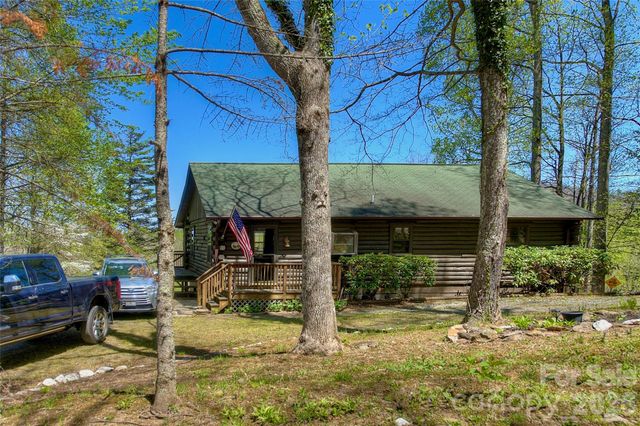 551 Carvers Knob Road, Spruce Pine, NC 28777