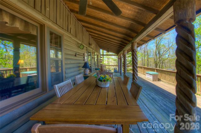 551 Carvers Knob Road, Spruce Pine, NC 28777