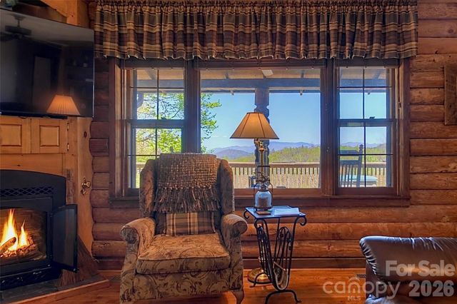 551 Carvers Knob Road, Spruce Pine, NC 28777