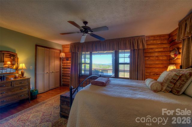 551 Carvers Knob Road, Spruce Pine, NC 28777