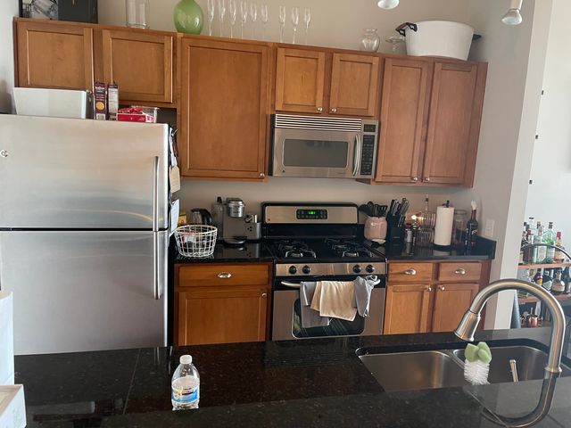647 Metropolitan Way 612L, Des Plaines, IL 60016