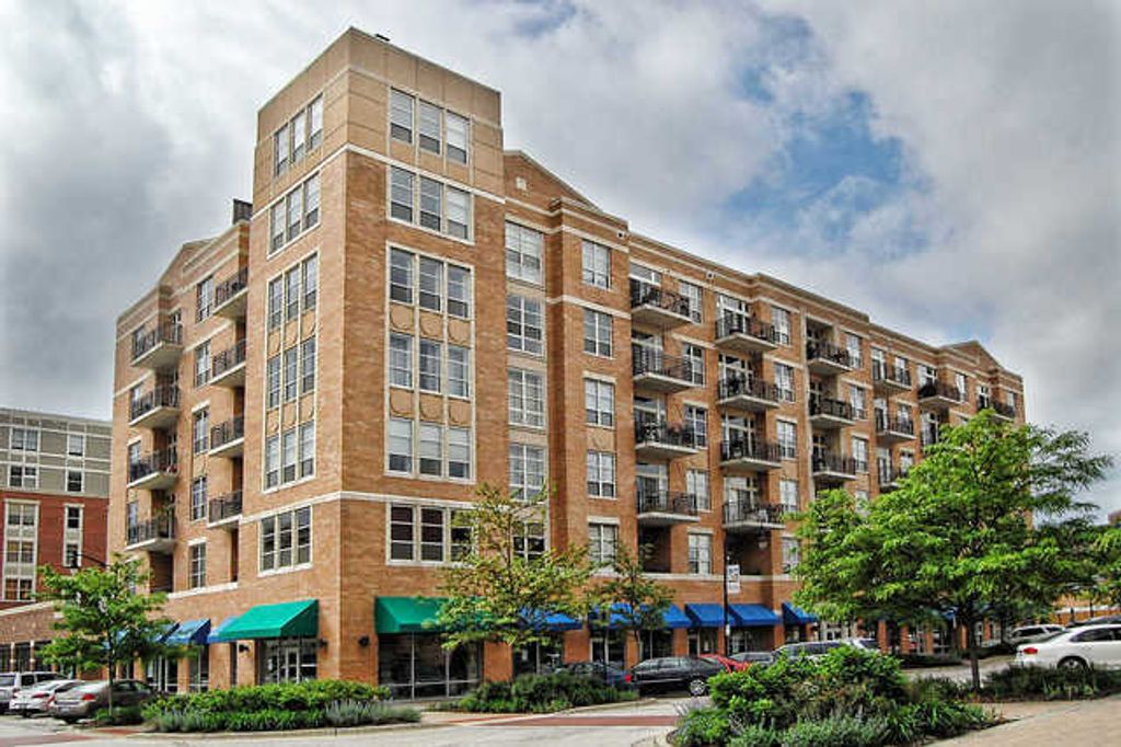 647 Metropolitan Way 612L, Des Plaines, IL 60016