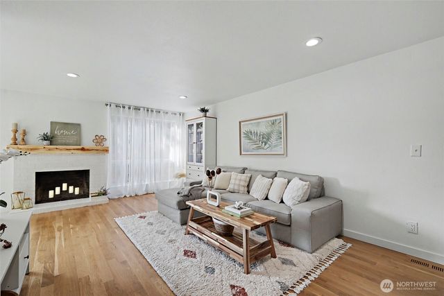 2815 Forest Ridge Drive SE, Auburn, WA 98092