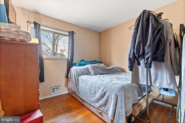 27 SYLVAN LAKE BLVD, Bayville, NJ 08721