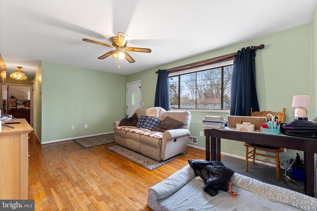 27 SYLVAN LAKE BLVD, Bayville, NJ 08721