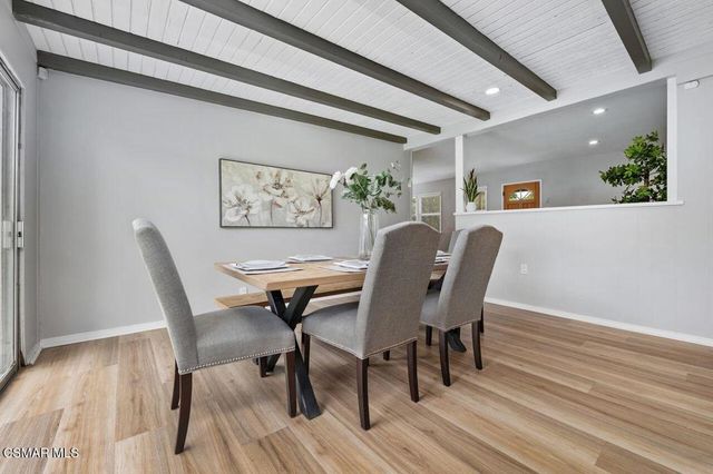 18324 Erwin Street, Tarzana, CA 91335