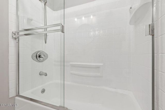 18324 Erwin Street, Tarzana, CA 91335