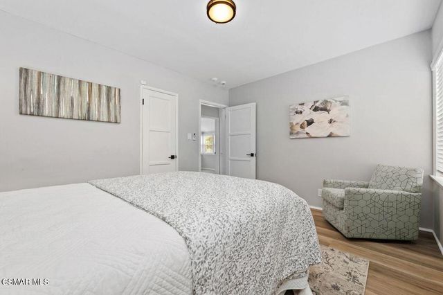 18324 Erwin Street, Tarzana, CA 91335