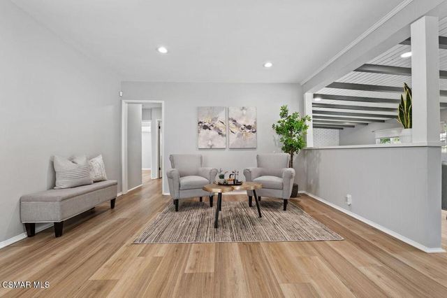 18324 Erwin Street, Tarzana, CA 91335
