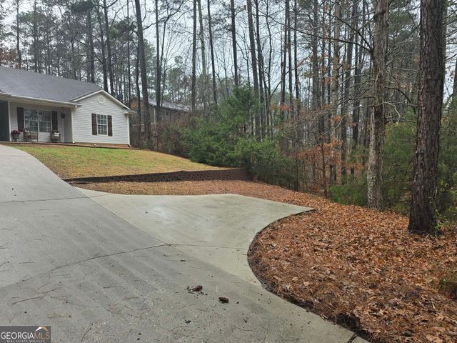 323 E Mourning Dove Court, Monticello, GA 31064