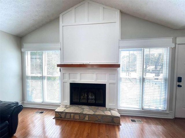 104 Paces Lakes Ridge, Dallas, GA 30157