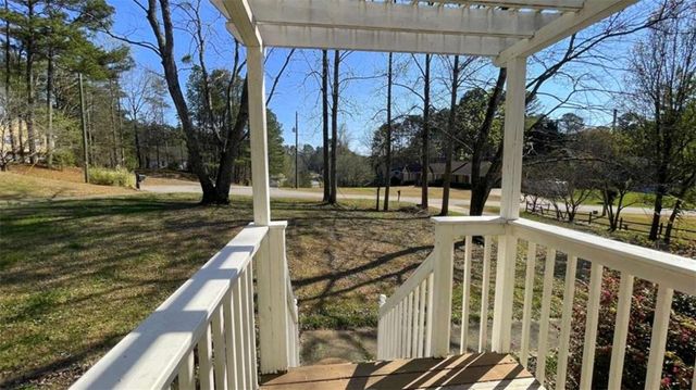 104 Paces Lakes Ridge, Dallas, GA 30157