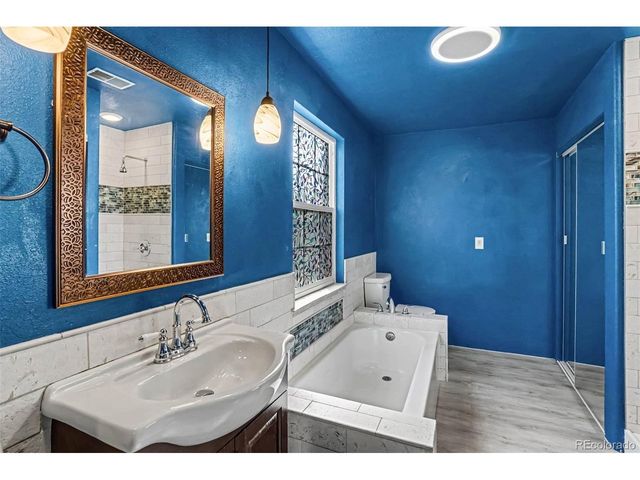 1748 Nome St, Aurora, CO 80010