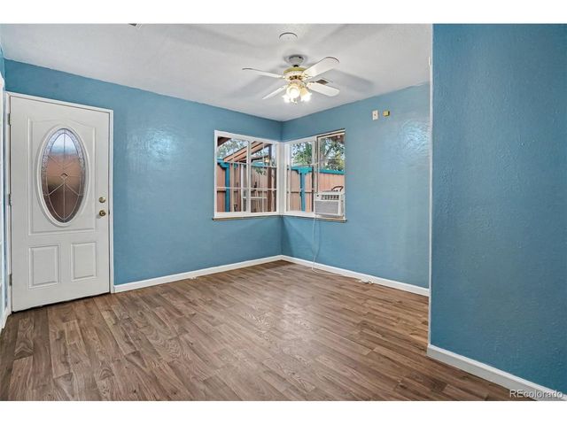 1748 Nome St, Aurora, CO 80010