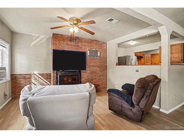 1748 Nome St, Aurora, CO 80010