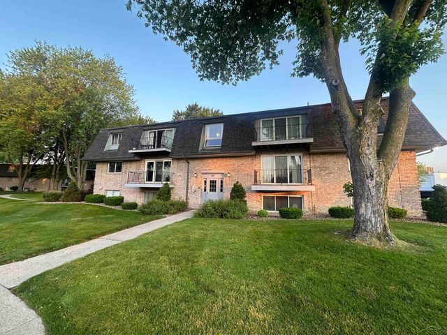 101 Provincial Court 48, Saginaw, MI 48638