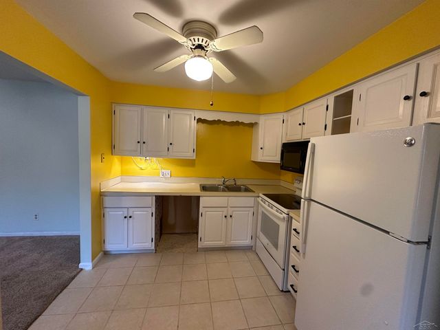 101 Provincial Court 48, Saginaw, MI 48638