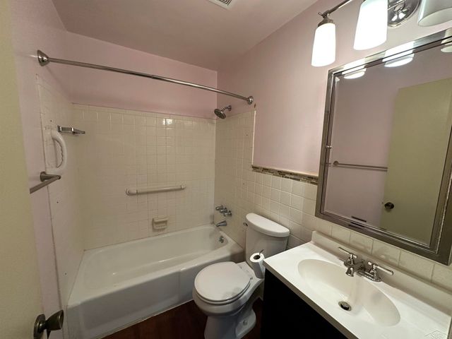 101 Provincial Court 48, Saginaw, MI 48638