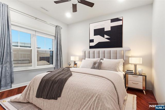 22 Ave At Port Imperial 504, West New York, NJ 07093