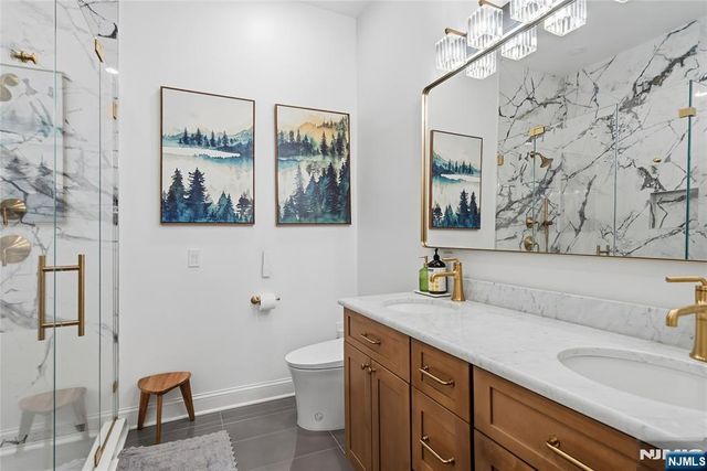 22 Ave At Port Imperial 504, West New York, NJ 07093