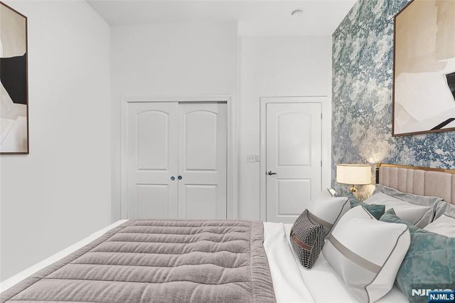 22 Ave At Port Imperial 504, West New York, NJ 07093