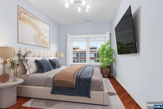 22 Ave At Port Imperial 504, West New York, NJ 07093