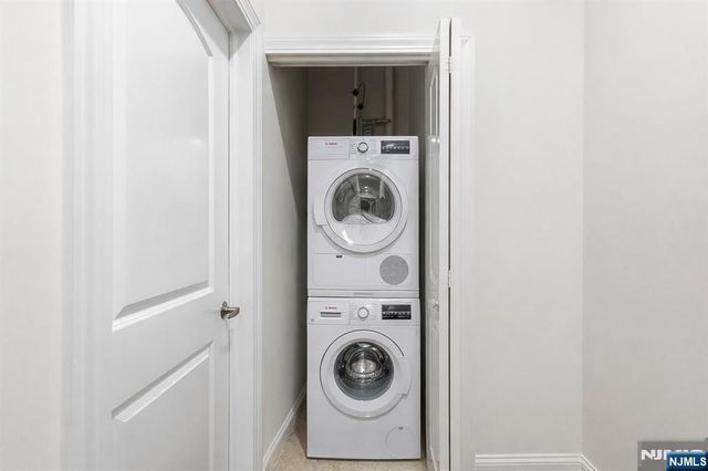 22 Ave At Port Imperial 504, West New York, NJ 07093