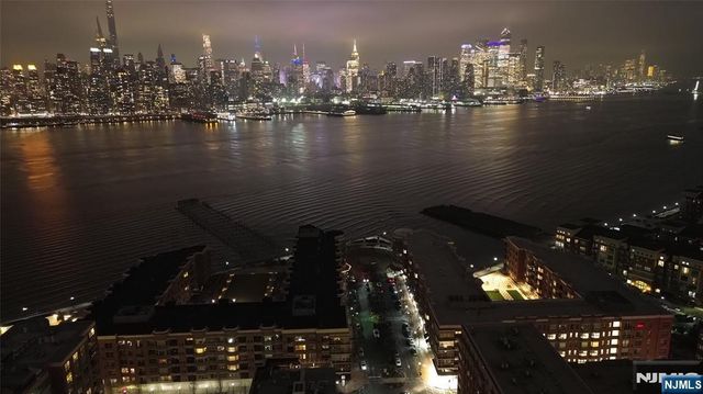 22 Ave At Port Imperial 504, West New York, NJ 07093