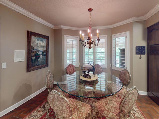 1003 Oakwood Dr, Wynne, AR 72396