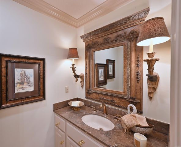 1003 Oakwood Dr, Wynne, AR 72396