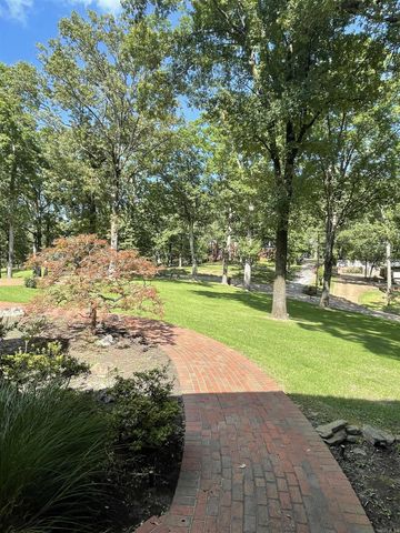 1003 Oakwood Dr, Wynne, AR 72396