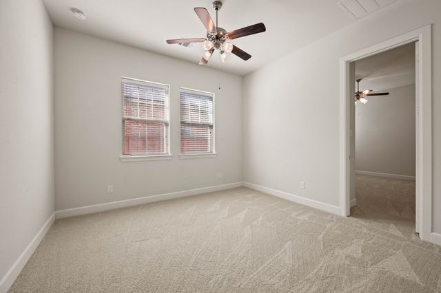 1019 Ivy Charm Way, Arlington, TX 76005