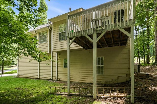 3941 Memorial Parkway NW, Kennesaw, GA 30152
