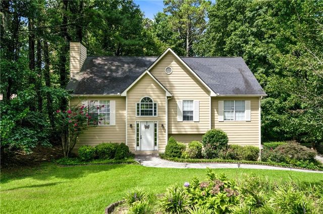 3941 Memorial Parkway NW, Kennesaw, GA 30152