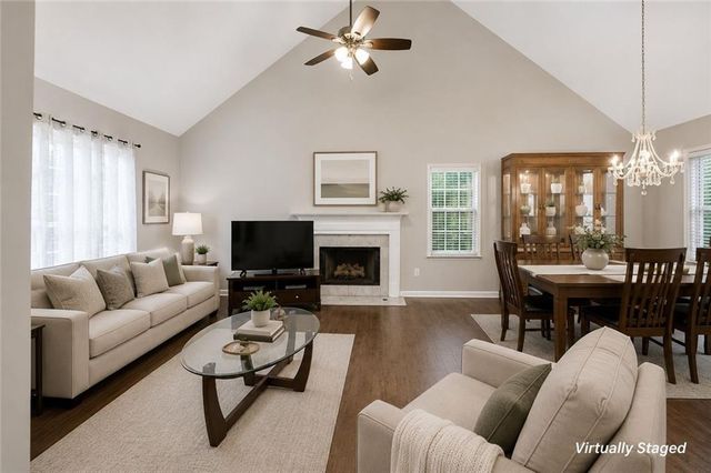 3941 Memorial Parkway NW, Kennesaw, GA 30152