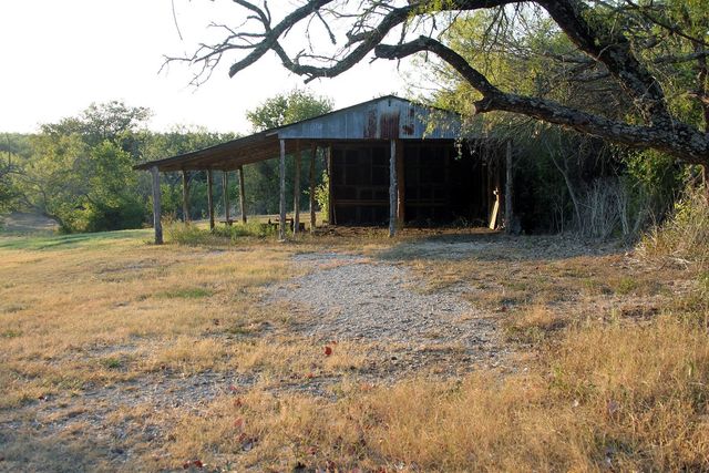 11445 Fm 1854, Dale, TX 78616