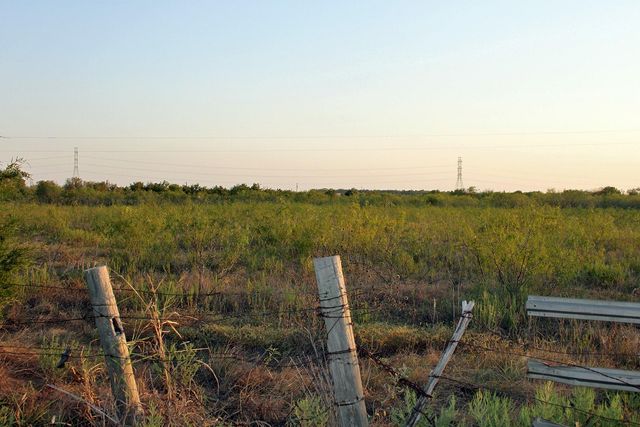 11445 Fm 1854, Dale, TX 78616
