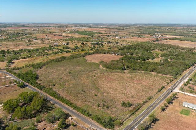 11445 Fm 1854, Dale, TX 78616