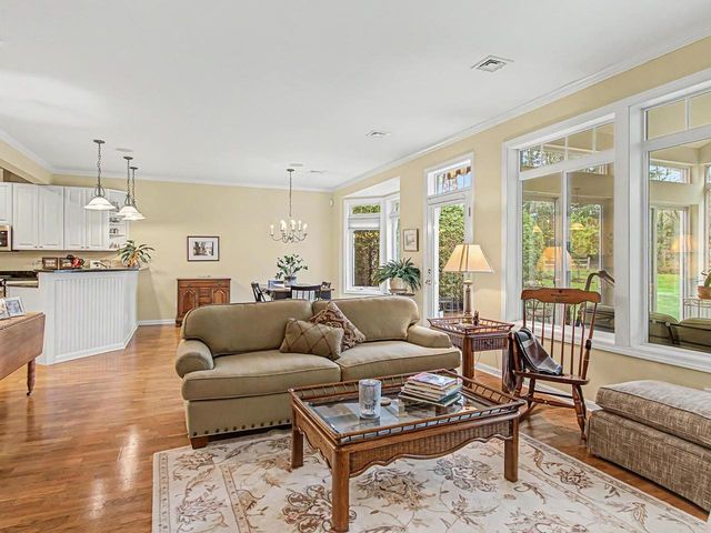 72 Chickadee Circle, South Burlington, VT 05403