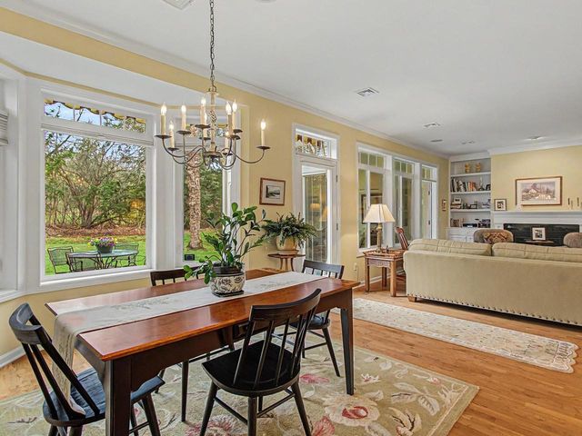 72 Chickadee Circle, South Burlington, VT 05403