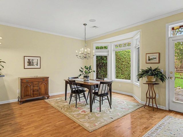 72 Chickadee Circle, South Burlington, VT 05403