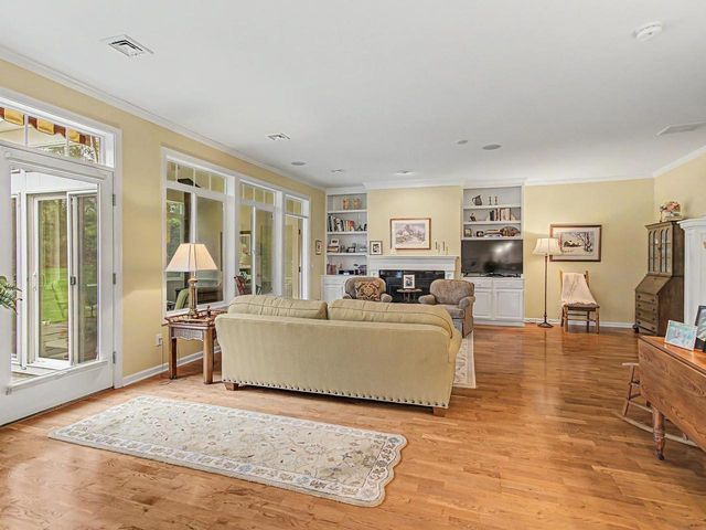 72 Chickadee Circle, South Burlington, VT 05403