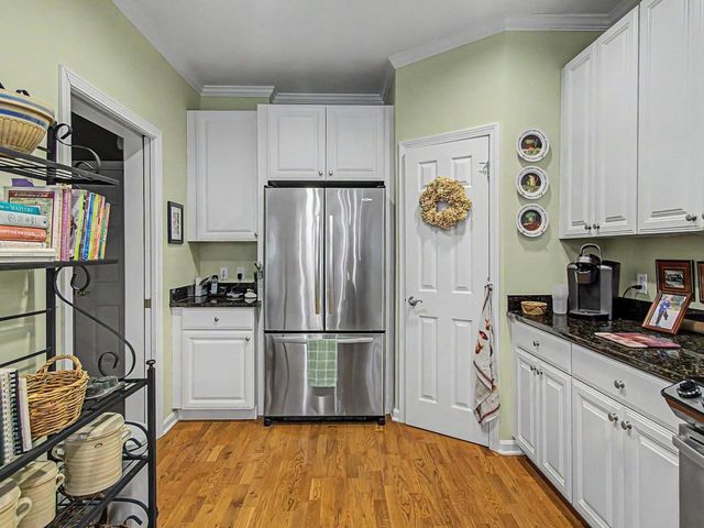 72 Chickadee Circle, South Burlington, VT 05403