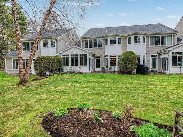 72 Chickadee Circle, South Burlington, VT 05403