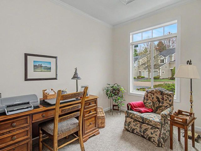 72 Chickadee Circle, South Burlington, VT 05403