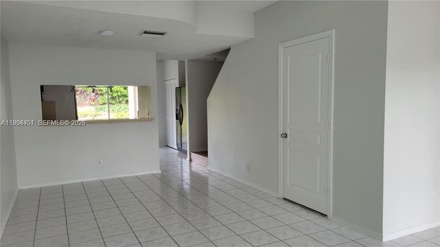 16731 Hemingway Drive, Weston, FL 33326