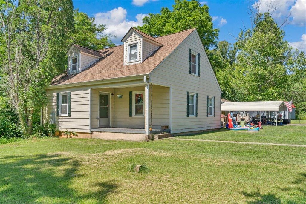143 Tower RD, Bassett, VA 24055