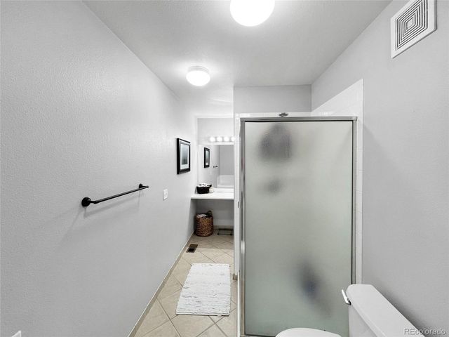 5555 E Briarwood Ave 17-1703, Centennial, CO 80122