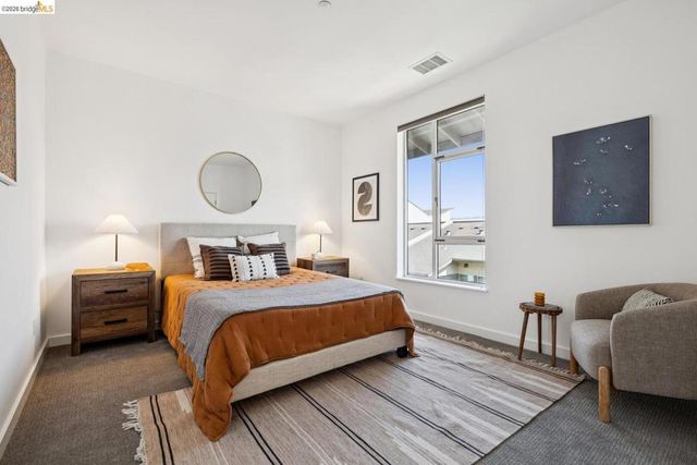 2830 Mandela PKWY, Oakland, CA 94608